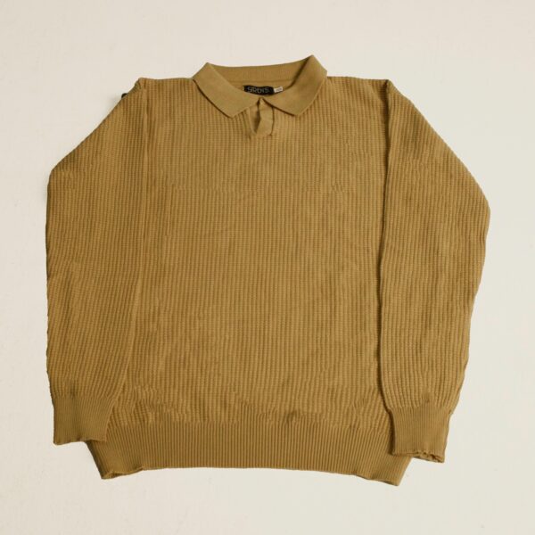 brown knitted long-sleeve