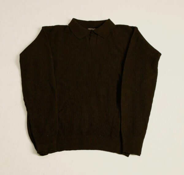 black knitted long-sleeve